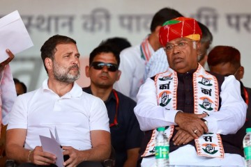 अमेठी से भाग रहे राहुल, ललकार रही भाजपा