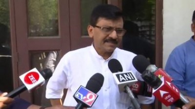 महाराष्ट्र: राकांपा व कांग्रेस द्वारा नियंत्रित विभागों में जीआर जारी करने की होड़