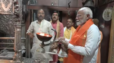 प्रधानमंत्री मोदी ने नामांकन के पहले गंगा पूजन के बाद बाबा कालभैरव के दर पर लगाई हाजिरी